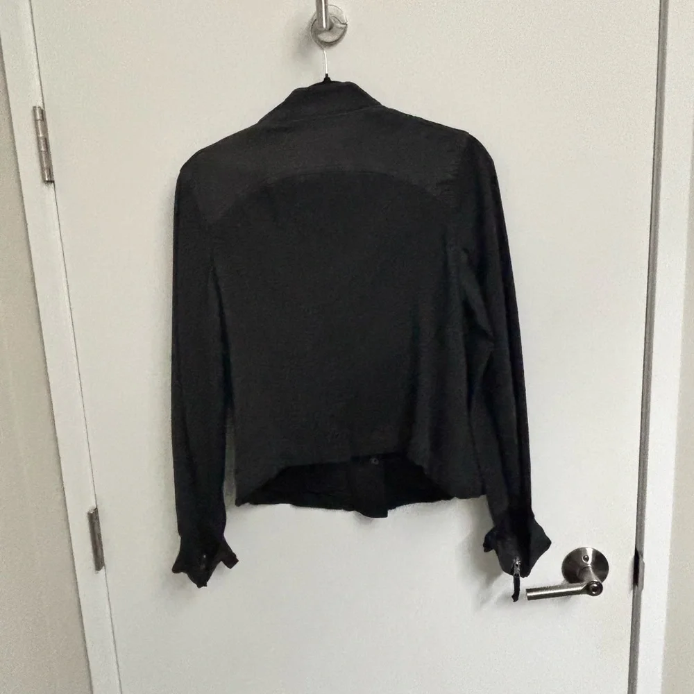 Casual jacket with leather detail